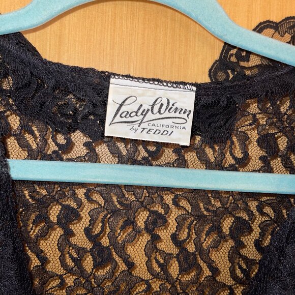 Lady Winn California by Teddi Womens Blouse Size Large Black Lace Ruffle Trim - Picture 9 of 9